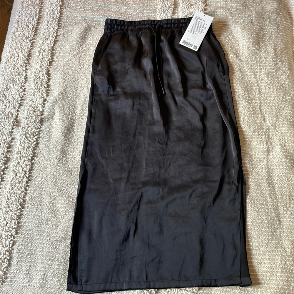Elegant Black Women's Skirt